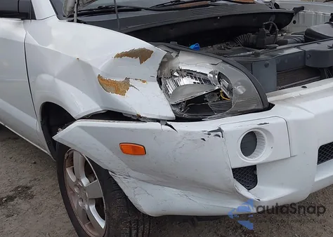 2005 Hyundai Tucson Gl z USA, uszkodzony, nr VIN KM8JM12B25U083780